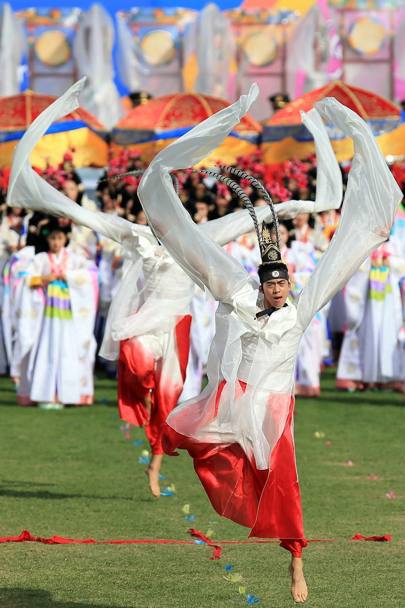Cerimonia di apertura dei Giochi mondiali militari a Mungyeong, Corea del Sud (Epa)